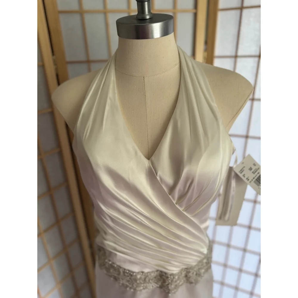 GALINA SIGNATURE NWT womens ivory ruched bodice charmeuse halter bridal gown